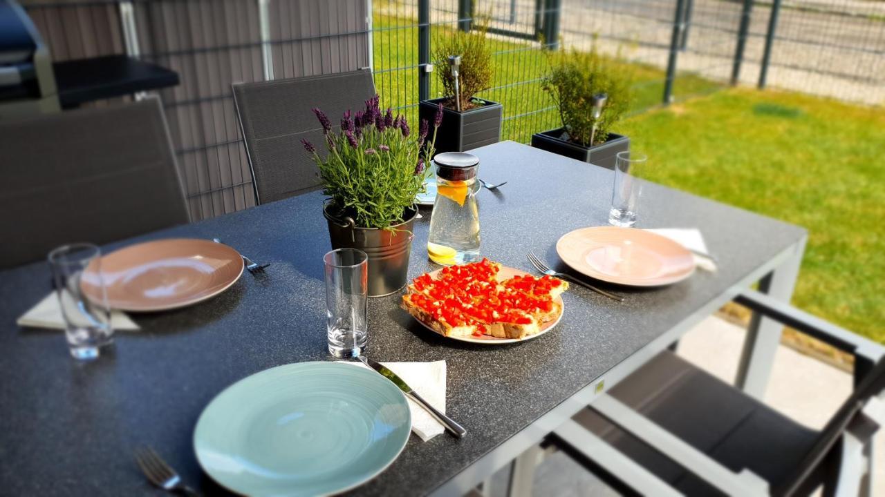 Luxurioeses Apartment Mit Garten & Terrasse In Der Naehe Vom See Im Schoenen Salzkammergut กมุนเดน ภายนอก รูปภาพ