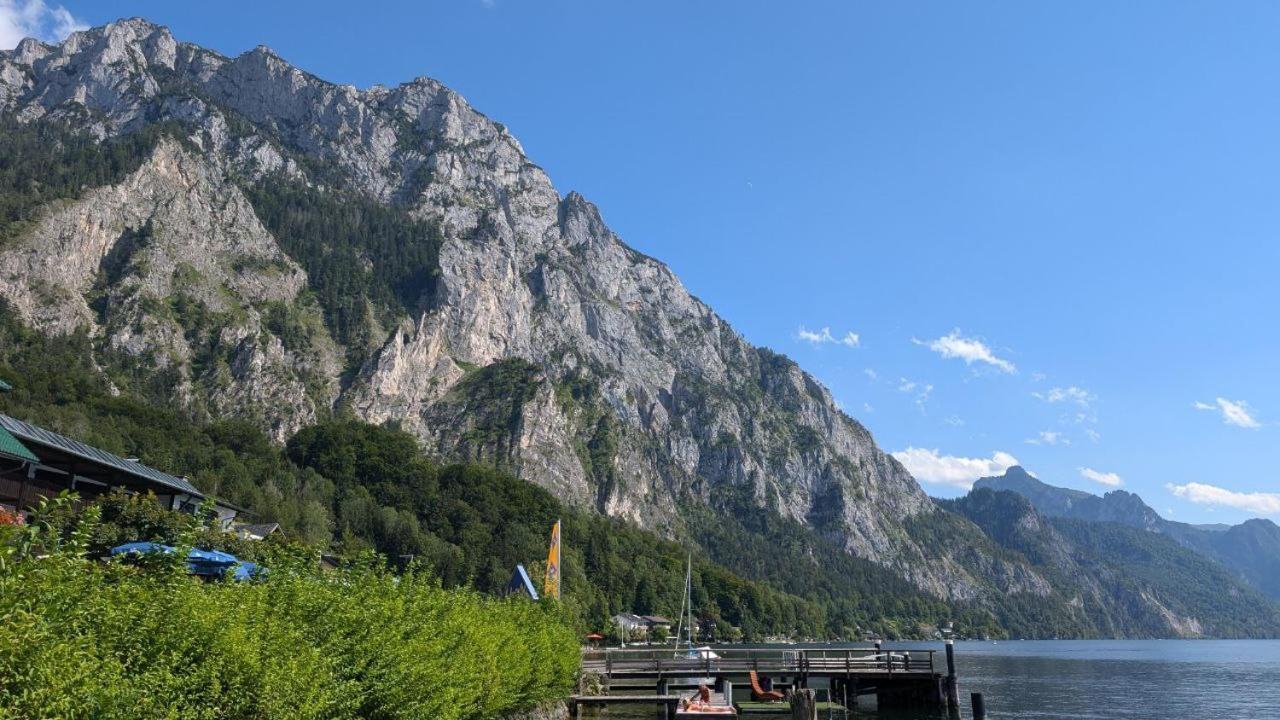 Luxurioeses Apartment Mit Garten & Terrasse In Der Naehe Vom See Im Schoenen Salzkammergut กมุนเดน ภายนอก รูปภาพ